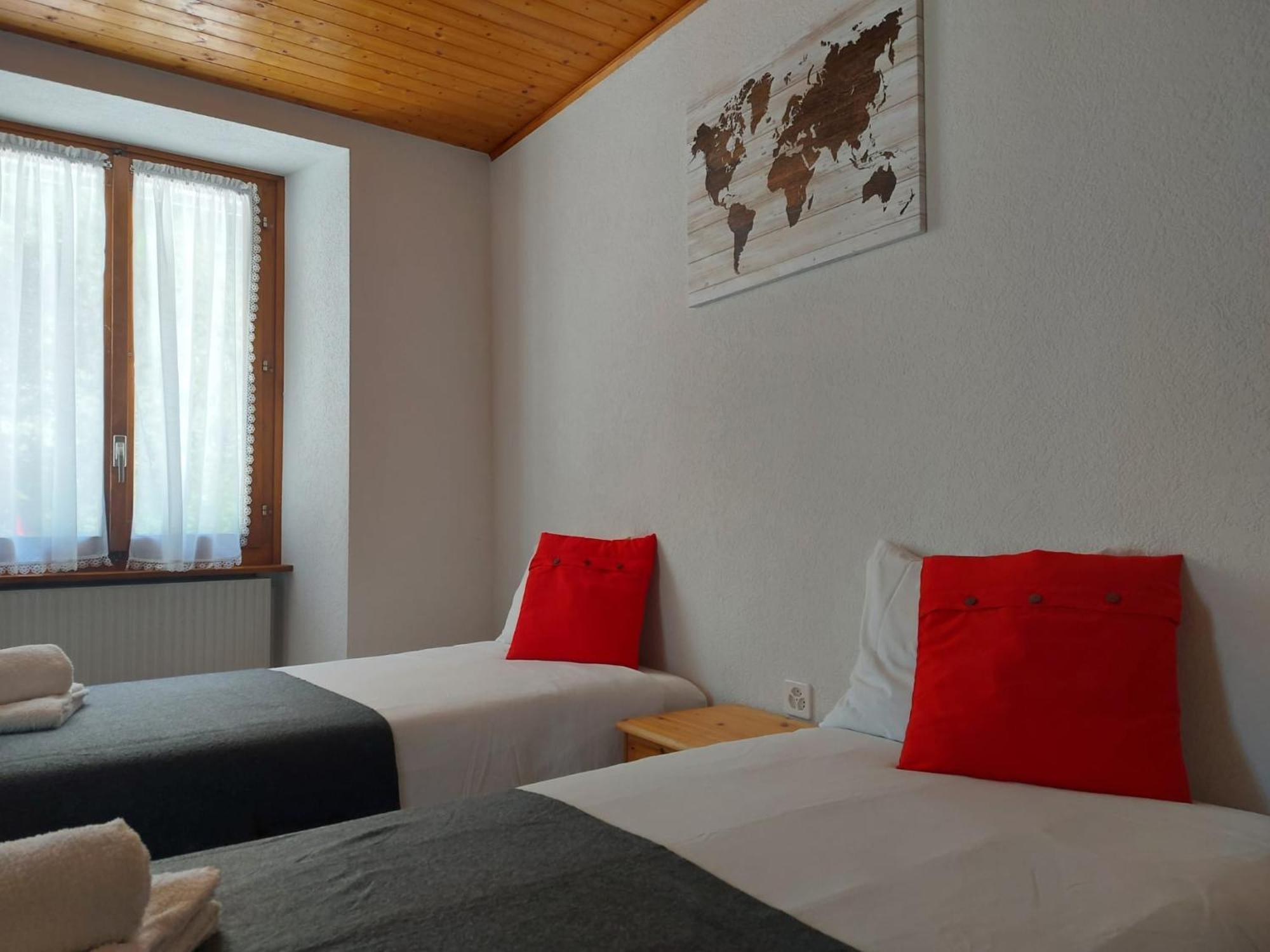 Hotel Les Touristes à Chatelard Extérieur photo
